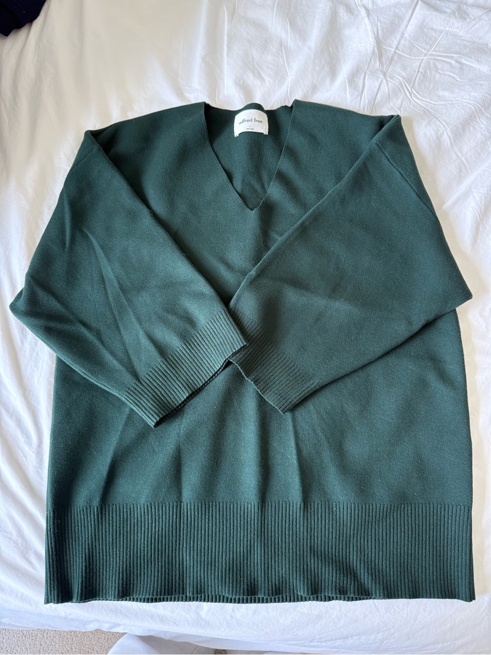 Wilfred Deep Green V-Neck Sweater